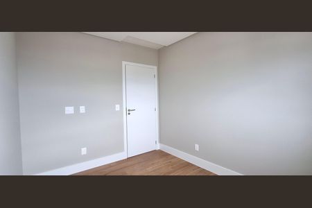 Quarto de apartamento para alugar com 2 quartos, 74m² em Kobrasol, São José