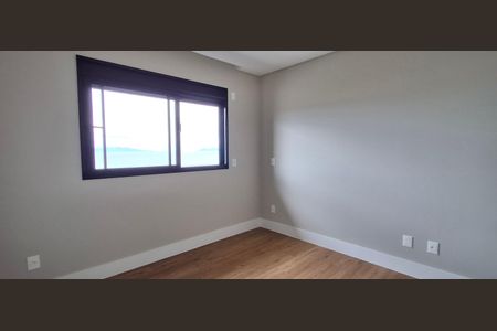 Suíte de apartamento para alugar com 2 quartos, 74m² em Kobrasol, São José