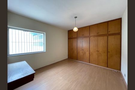 Quarto de casa à venda com 2 quartos, 204m² em Vila Loureiro, Jundiaí