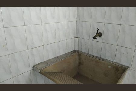 Foto 06 de casa à venda com 2 quartos, 60m² em Vila Vitorio Mazzei, São Paulo