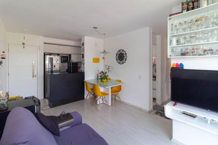 Sala de apartamento à venda com 3 quartos, 60m² em Jardim Guairaca, São Paulo