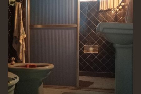 Casa à venda com 3 quartos, 260m² em Jardim Maria Estela, São Paulo