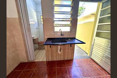 Sala/Cozinha de casa para alugar com 1 quarto, 38m² em Cidade Parque Sao Luiz, Guarulhos