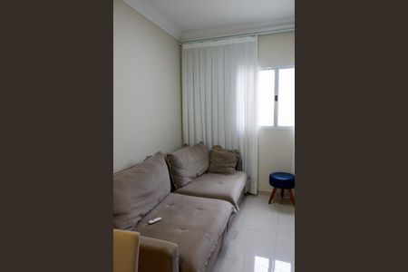 Sala de casa de condomínio à venda com 2 quartos, 58m² em Santa Maria, Osasco