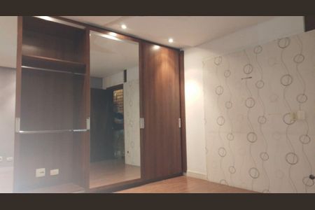 Casa para alugar com 4 quartos, 550m² em Jardim Leonor, São Paulo