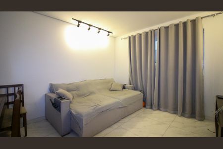 Sala de casa à venda com 3 quartos, 250m² em Cidade Continental, São Paulo