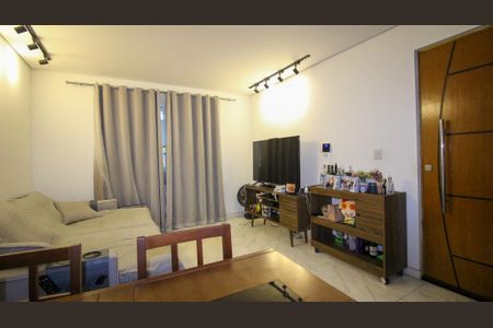 Sala de casa à venda com 3 quartos, 250m² em Cidade Continental, São Paulo