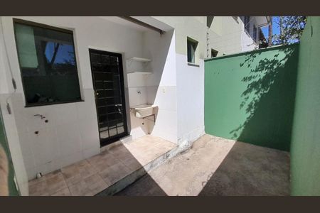 Casa à venda com 2 quartos, 120m² em Vila Paquetá, Belo Horizonte