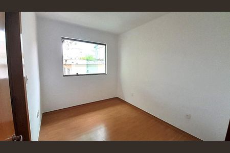 Casa à venda com 2 quartos, 120m² em Vila Paquetá, Belo Horizonte