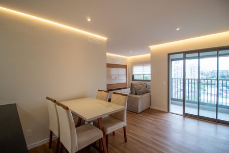 Sala de apartamento para alugar com 2 quartos, 68m² em Vila Sonia, São Paulo