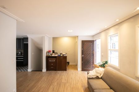 Sala de casa de condomínio para alugar com 3 quartos, 183m² em Vila Isolina Mazzei, São Paulo