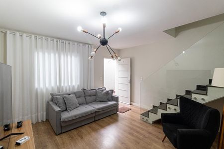 Sala de casa de condomínio à venda com 2 quartos, 110m² em Parada Xv de Novembro, São Paulo