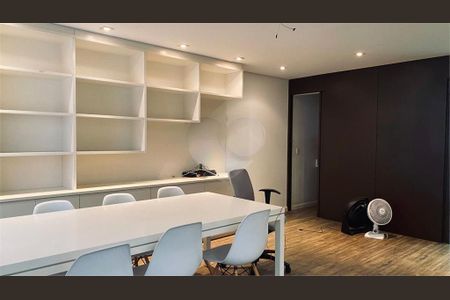 Casa à venda com 3 quartos, 178m² em Rio Pequeno, São Paulo