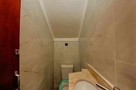 Lavabo de casa para alugar com 2 quartos, 67m² em São Lucas, São Paulo