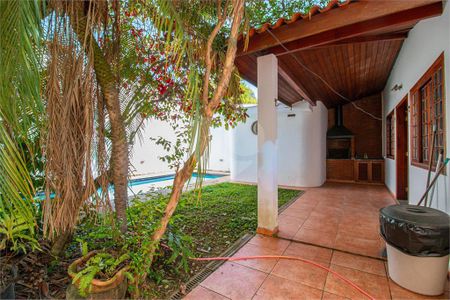 Casa à venda com 3 quartos, 214m² em Santo Amaro, São Paulo