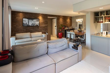 Sala de apartamento à venda com 3 quartos, 131m² em Fazenda São Quirino, Campinas