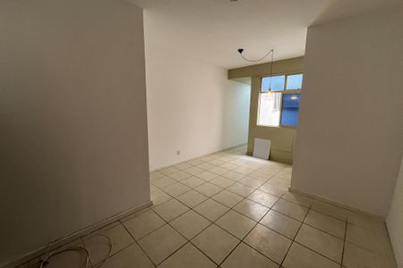 Sala de apartamento à venda com 2 quartos, 95m² em Jardim Guanabara, Rio de Janeiro