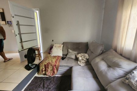 Sala de casa para alugar com 3 quartos, 140m² em Nucleo Santa Isabel, Hortolândia