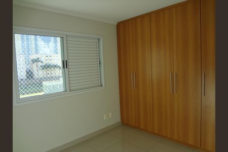 Sala de apartamento para alugar com 4 quartos, 135m² em Mansões Santo Antônio, Campinas