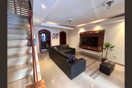 Sala de casa à venda com 3 quartos, 107m² em Vila Augusta, Guarulhos
