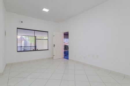Sala de casa para alugar com 8 quartos, 300m² em Matriz, Mauá