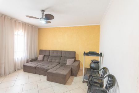Sala de casa à venda com 4 quartos, 250m² em Jardim Eulina, Campinas