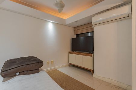 Sala de apartamento para alugar com 2 quartos, 137m² em Petrópolis, Porto Alegre