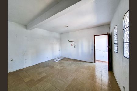 Casa à venda com 5 quartos, 260m² em Vila Indiana, São Paulo