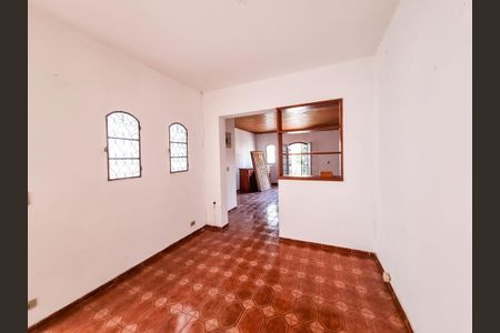 Casa à venda com 5 quartos, 260m² em Vila Indiana, São Paulo