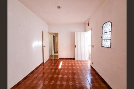 Casa à venda com 5 quartos, 260m² em Vila Indiana, São Paulo
