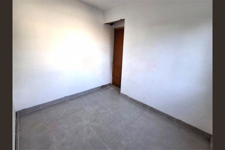 Apartamento à venda com 2 quartos, 38m² em São Lucas, São Paulo