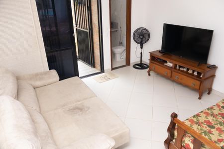 Sala de casa para alugar com 3 quartos, 150m² em Praia do Flamengo, Salvador