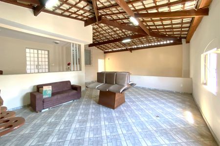 Varanda de casa para alugar com 3 quartos, 360m² em Renascença, Belo Horizonte