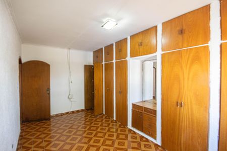 Suíte de casa à venda com 3 quartos, 1000m² em Parque Novo Mundo, São Paulo