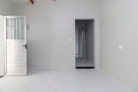 Cozinha de casa para alugar com 1 quarto, 35m² em Jardim Mirante, São Paulo