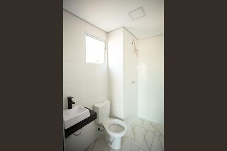 Banheiro de kitnet/studio para alugar com 1 quarto, 28m² em Imirim, São Paulo