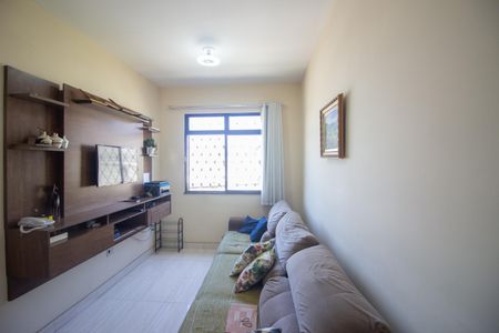 Sala de apartamento à venda com 2 quartos, 42m² em Centro, Contagem