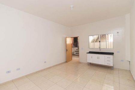 Sala/Cozinha de apartamento para alugar com 1 quarto, 50m² em Parque Edu Chaves, São Paulo