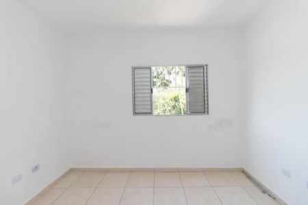 Quarto 2 de apartamento para alugar com 2 quartos, 56m² em Vila Ayrosa, São Paulo