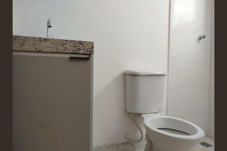 Banheiro de kitnet/studio à venda com 1 quarto, 30m² em Vila Carrão, São Paulo