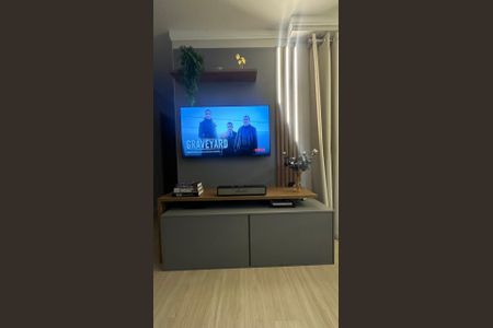 Sala de apartamento à venda com 3 quartos, 77m² em Morada das Vinhas, Jundiaí