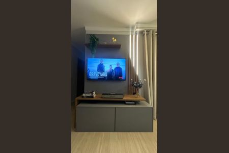 Sala de apartamento à venda com 3 quartos, 77m² em Morada das Vinhas, Jundiaí