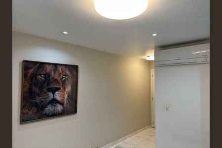 Corredor de apartamento à venda com 2 quartos, 105m² em Bethaville I, São Paulo