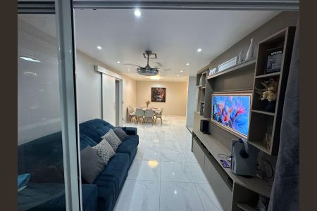 Sala de apartamento à venda com 2 quartos, 105m² em Bethaville I, São Paulo