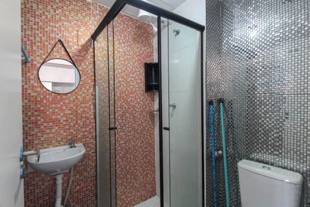 Banheiro Social de kitnet/studio à venda com 1 quarto, 20m² em Vila Santa Clara, São Paulo