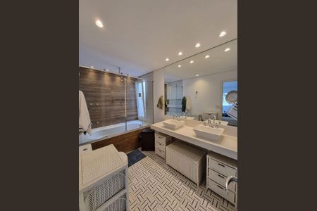 Banheiro da Suíte de casa à venda com 3 quartos, 163m² em Pompeia, São Paulo