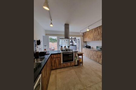Cozinha de casa à venda com 3 quartos, 163m² em Pompeia, São Paulo