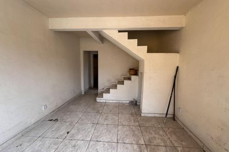 Sala de casa para alugar com 2 quartos, 70m² em Engenho do Porto, Duque de Caxias