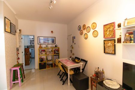 Sala de apartamento à venda com 2 quartos, 75m² em Icaraí, Niterói