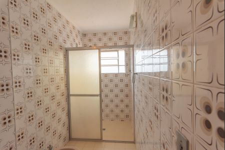 Banheiro de apartamento à venda com 1 quarto, 52m² em Conceicao, Campinas
